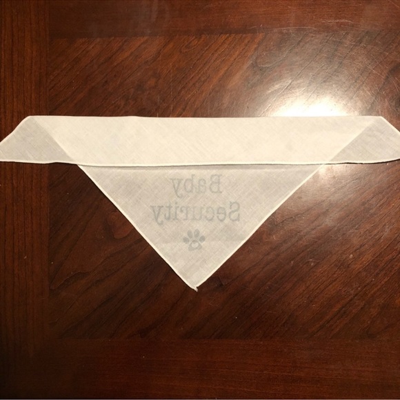 Baby Security Bandanna - Picture 2 of 3